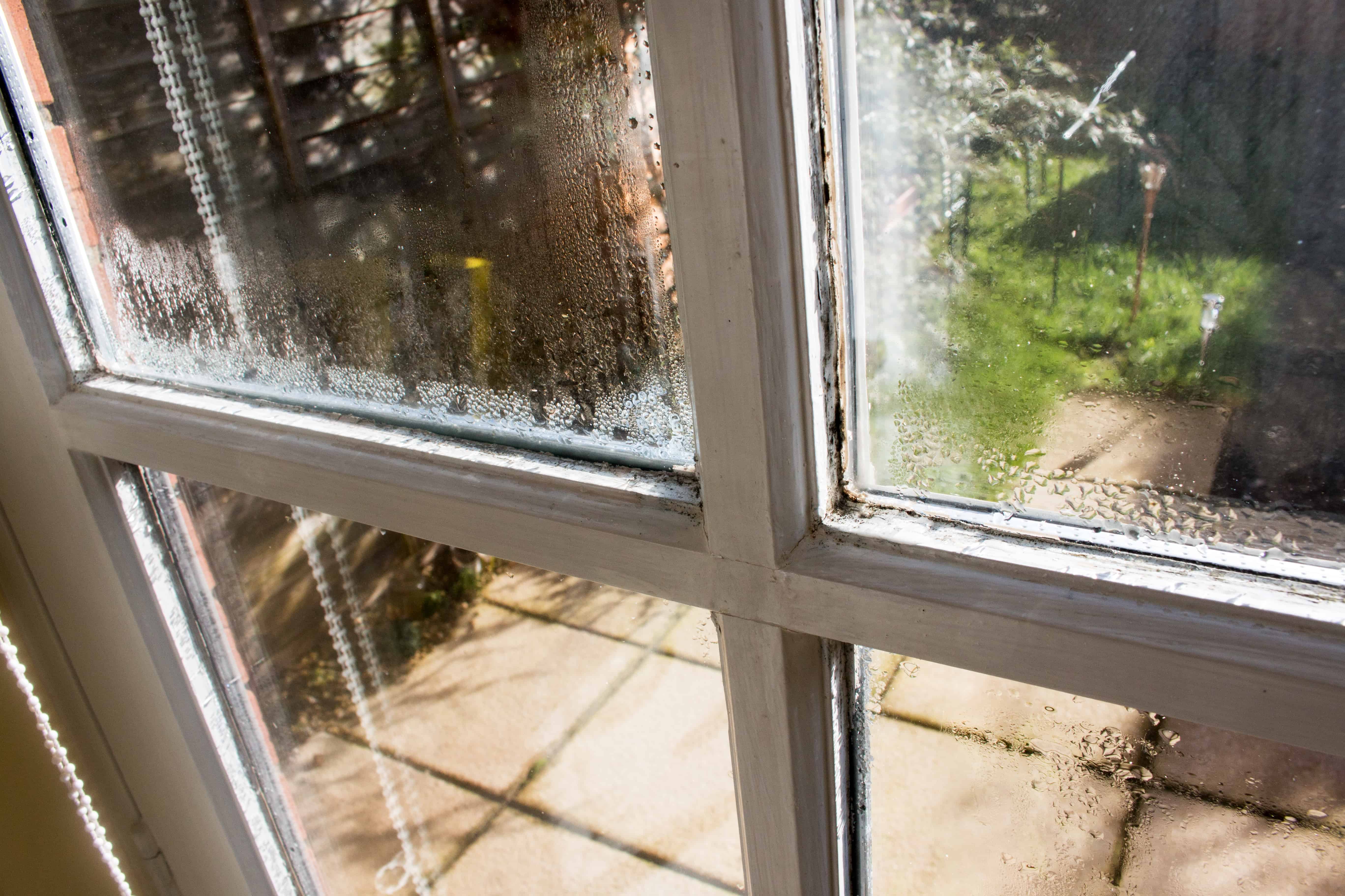 What to Choose - Repair Or Replacement of Cracked Double Pane Window Glass?